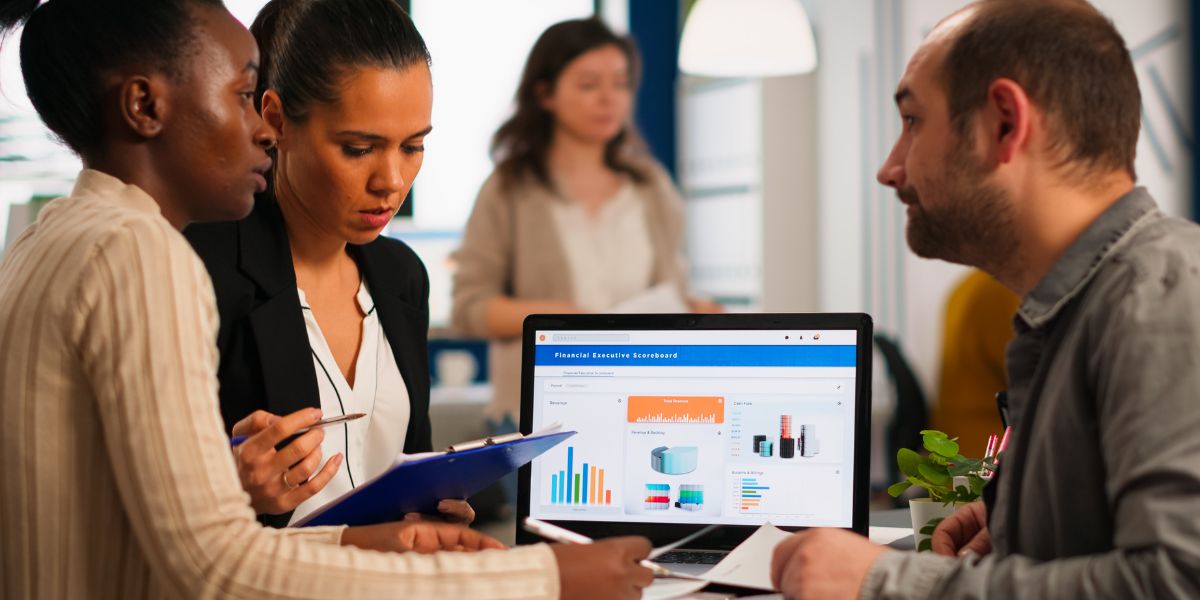 LinkedIn lead generation ROI India — B2B company measuring outreach campaign results and pipeline growth